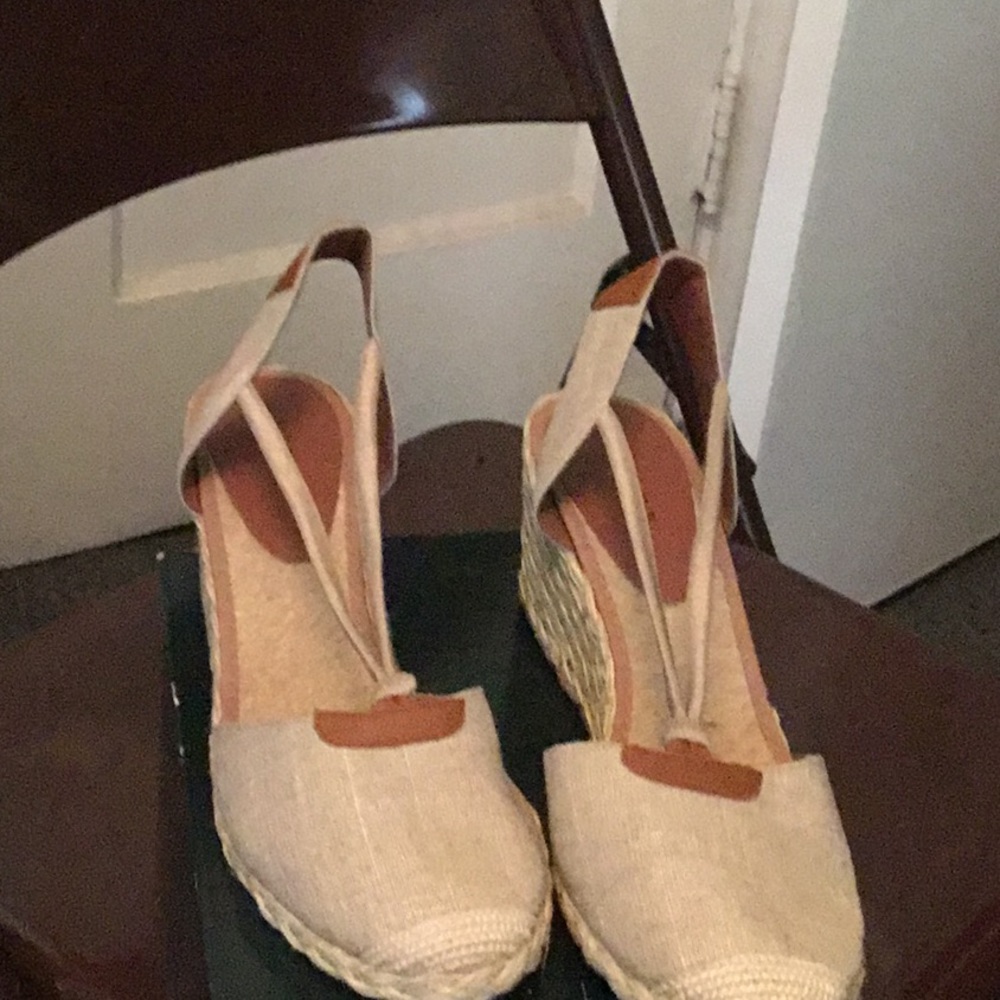 Cala Natural sandals